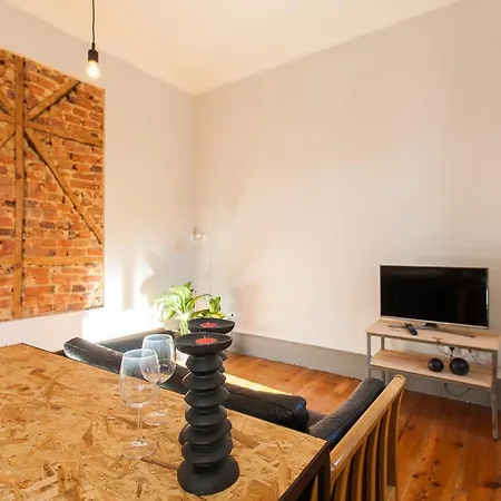 Апартаменты Cozzy Homes At Bairro Alto Лиссабон