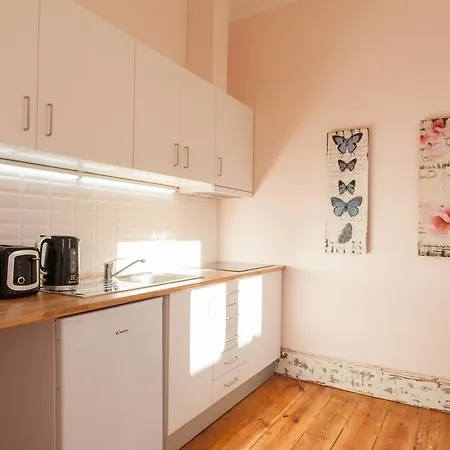 Апартаменты Cozzy Homes At Bairro Alto *