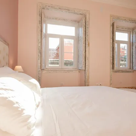 Cozzy Homes At Bairro Alto Lisboa
