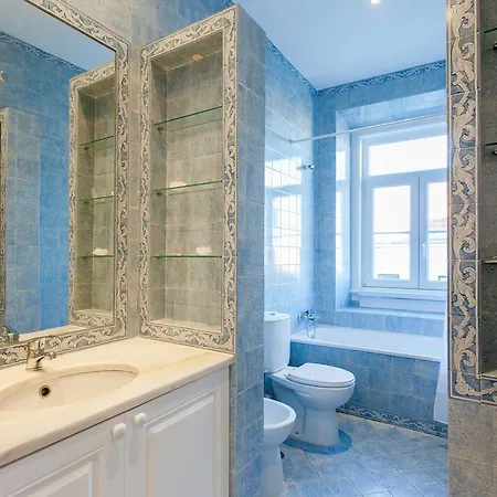 Cozzy Homes At Bairro Alto Lisbon