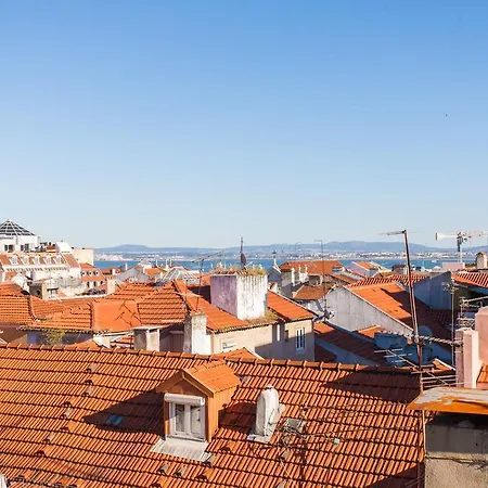 Cozzy Homes At Bairro Alto Lisbon