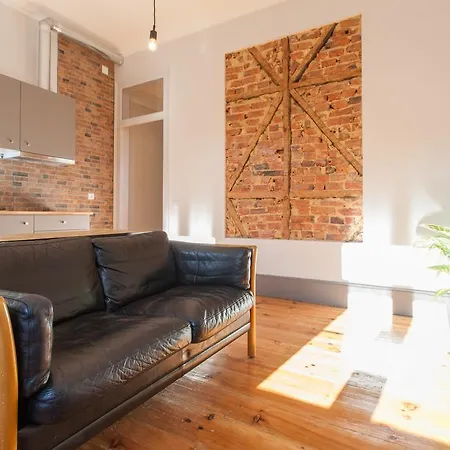 Cozzy Homes At Bairro Alto Lisbon
